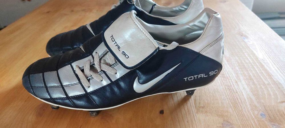 Nike Total 90 buty korki  metalowe wkrety  rozmiar 45,5