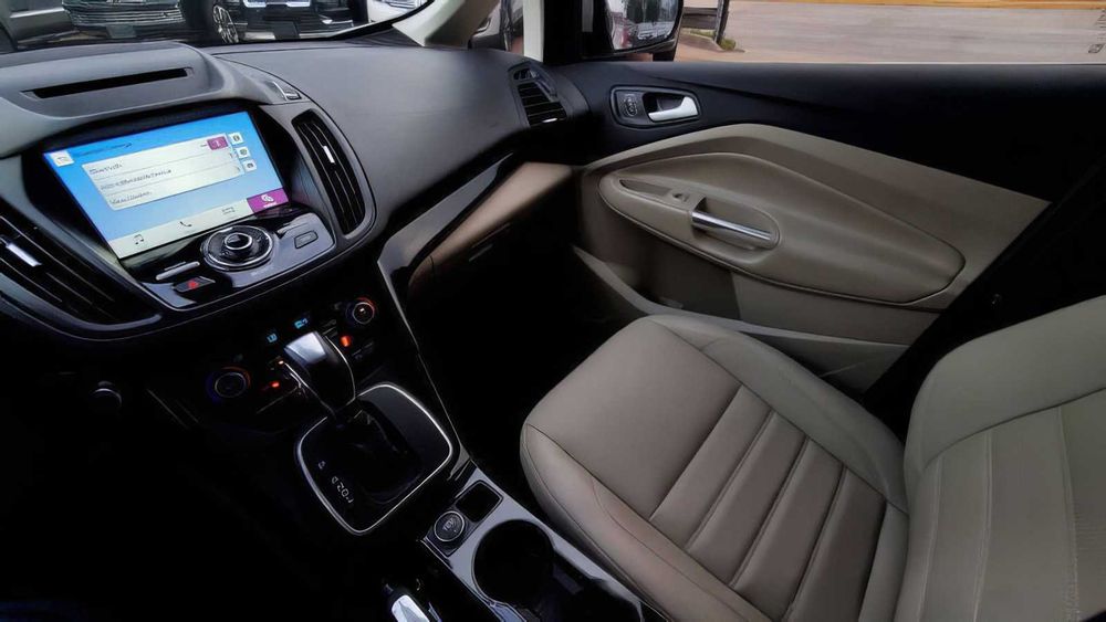 Ford C-MAX      2018