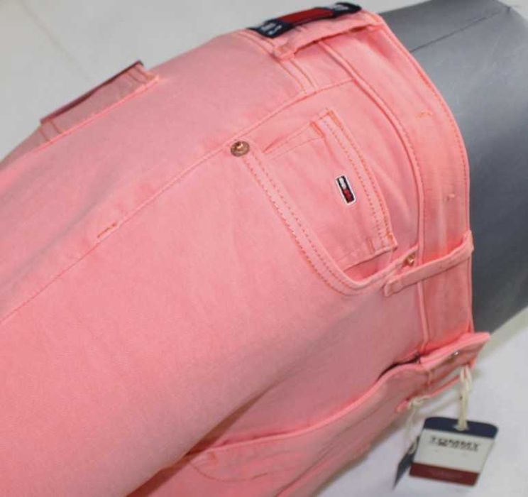 Jeansy Tommy Jeans Sylvia damskie różowe rurki wysoki stan noweW30/L32