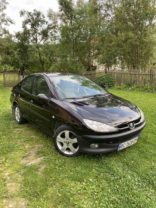 Продам пежо 206 2008рік