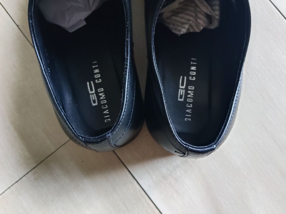 Buty garniturowe Giacomo CONTI 40