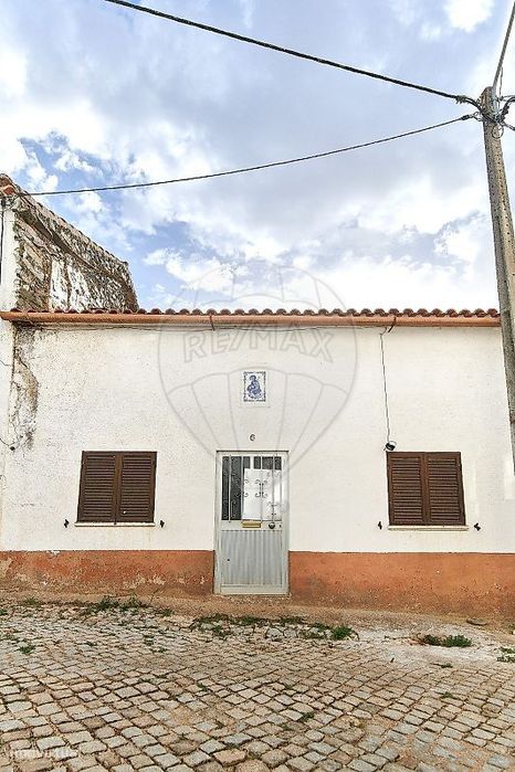 Moradia T4 para venda