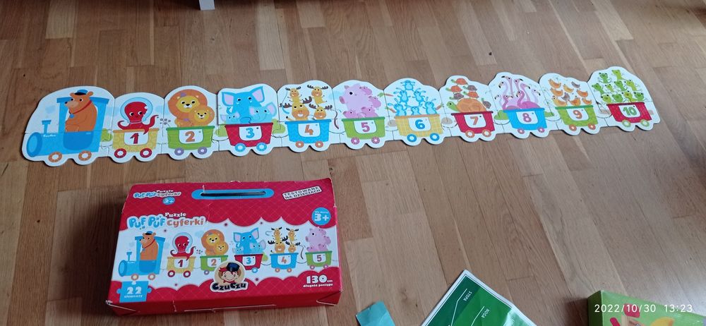 Duzy zestaw zabawek gier  puzzli  Pucio Czczu