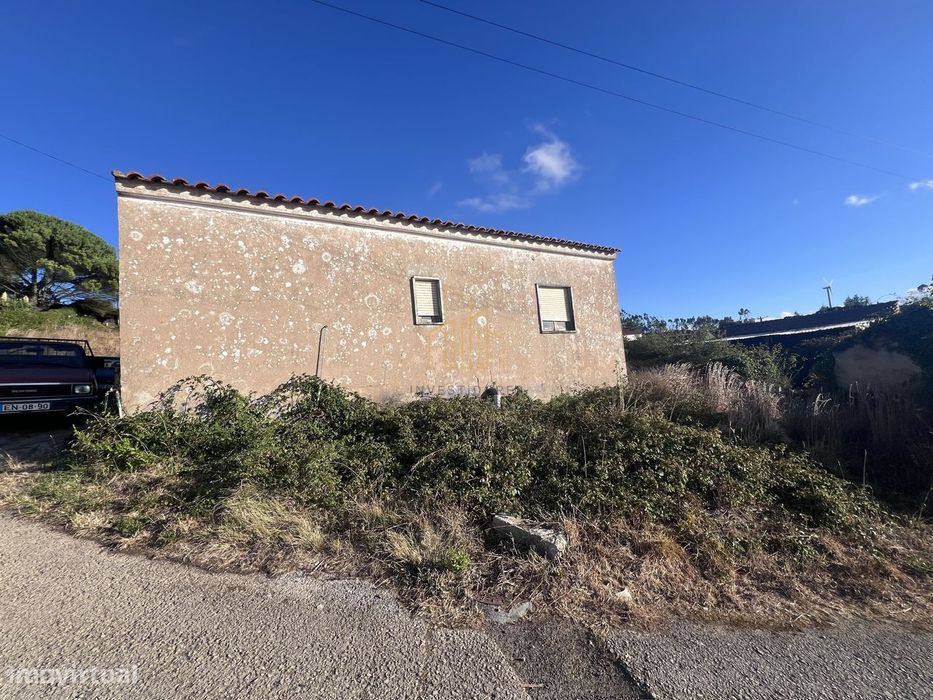 Terreno de 1600 m² em Vila Seca – Maxial, com Moradia para Remodela...