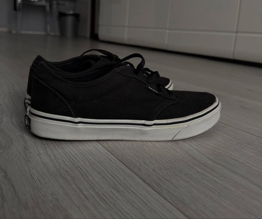 Vans czarne rozmiar 38