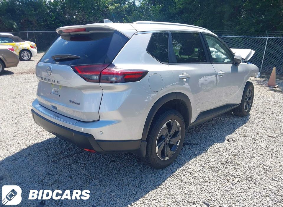 Розбірка авто автозапчастини шрот Nissan Rogue T33