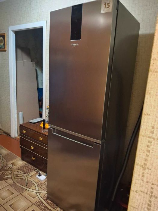 Продається холодильник Whirlpool W7X 82O OX, 2022 року