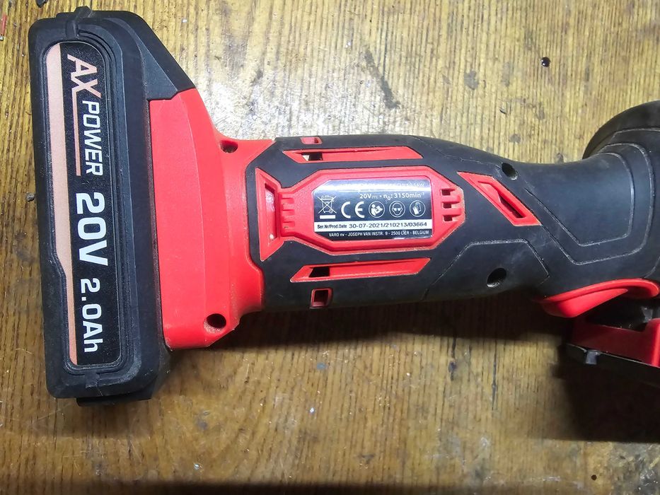 Пила циркулярная аккумуляторная Varo