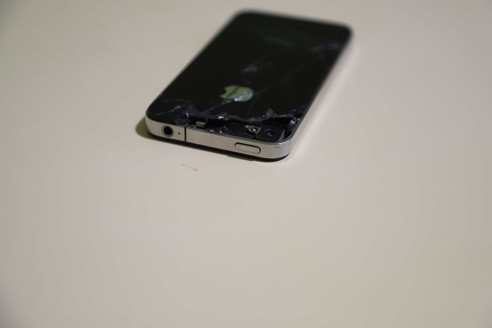 мобільний телефон iphone 4