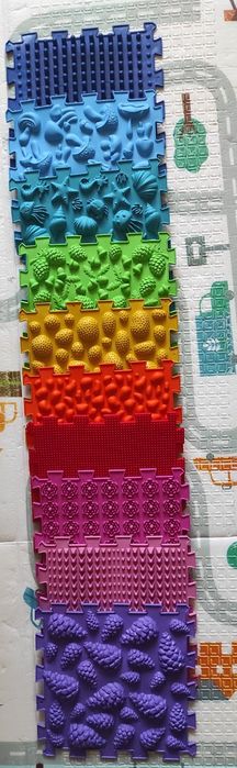 Новий ортопедичний масажний килимок-пазл Ortek