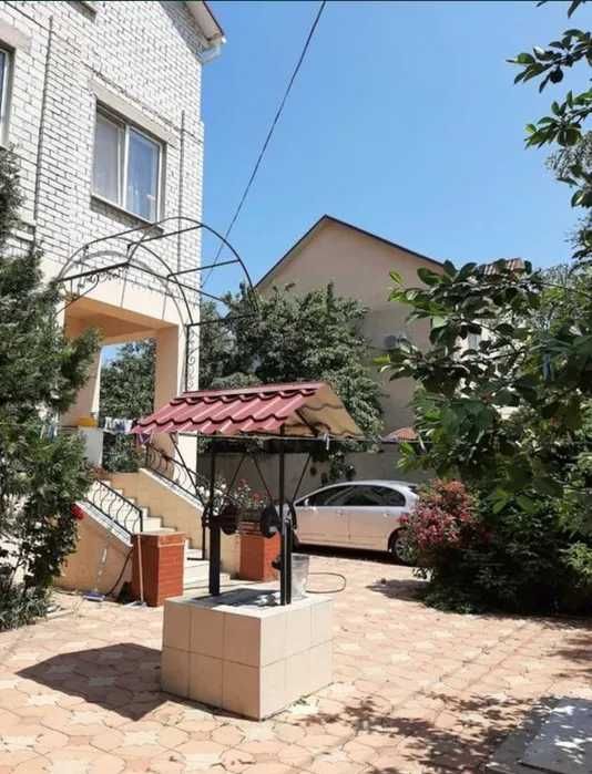 (13) Продам добротний будинок у с. Нова Долина