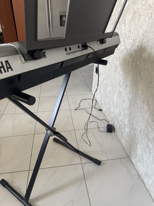 Синтезатор Yamaha psr e413