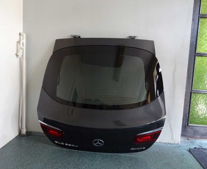 MERCEDES GLC w253 COUPE кришка багажника