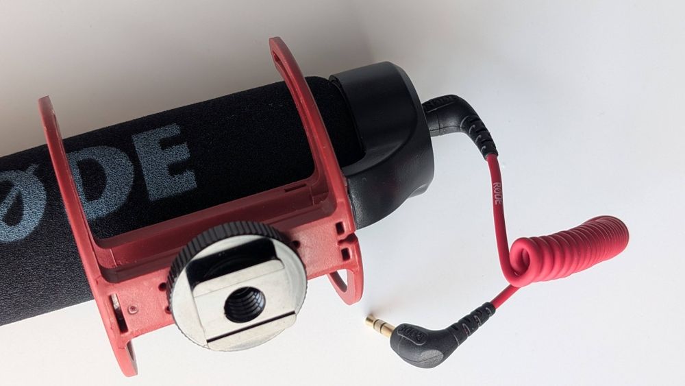 Накамерний мікрофон RODE VideoMic Go стан нового