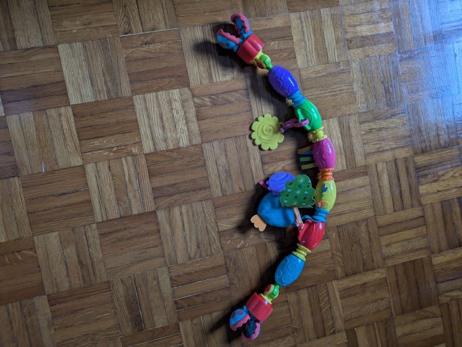 Tapete puzzle para bebé e outros brinquedos