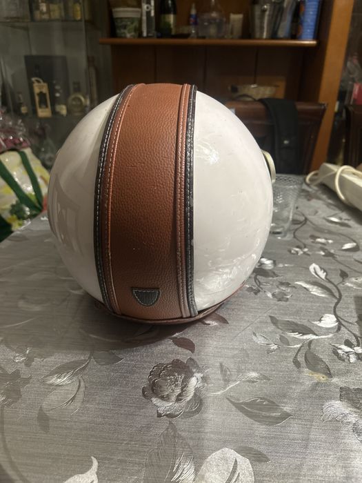 Capacete usado mas antigo