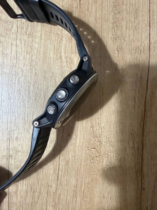 Продам Garmin Fenix 3HR