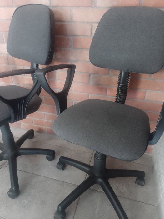Krzeslo obrotowe biurowe szkolne