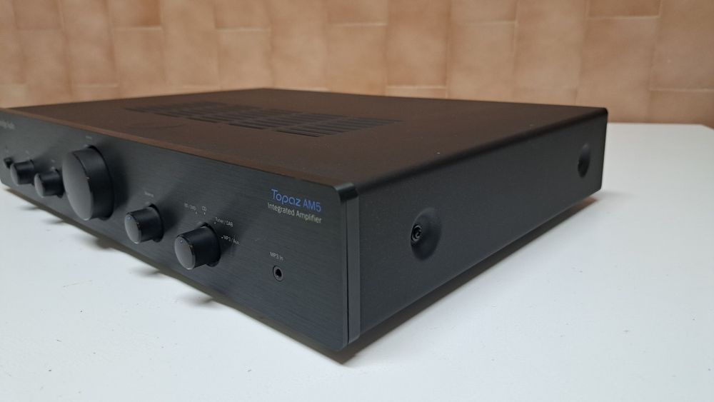 Amplificador Cambridge Audio - TOPAZ AM5