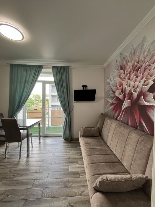 Новобудова на Руській, Сонячне містечко