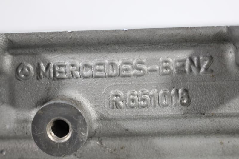 Colaça / cabeça do motor MERCEDES-BENZ Classe C (W204)