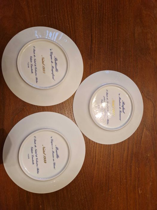 Pratos de natal em porcelana portuguesa das Coleções Philae