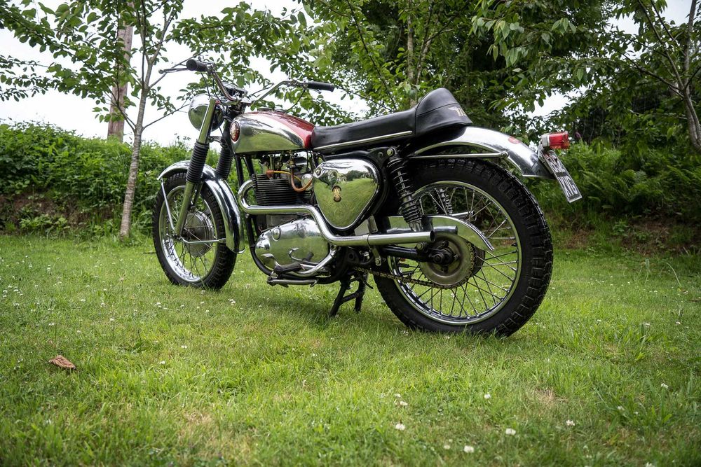 BSA 1958 A10 Super Rocket 650 Moto Clássica