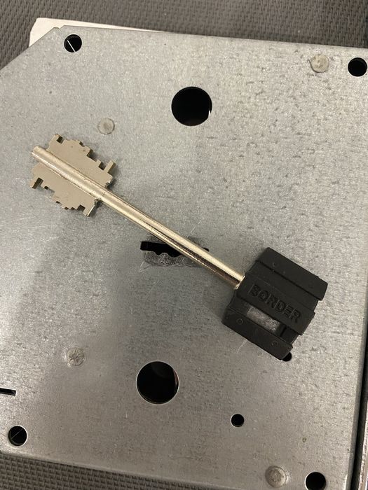 Замок дверний Border