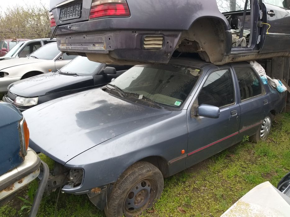 Капот форд сиера