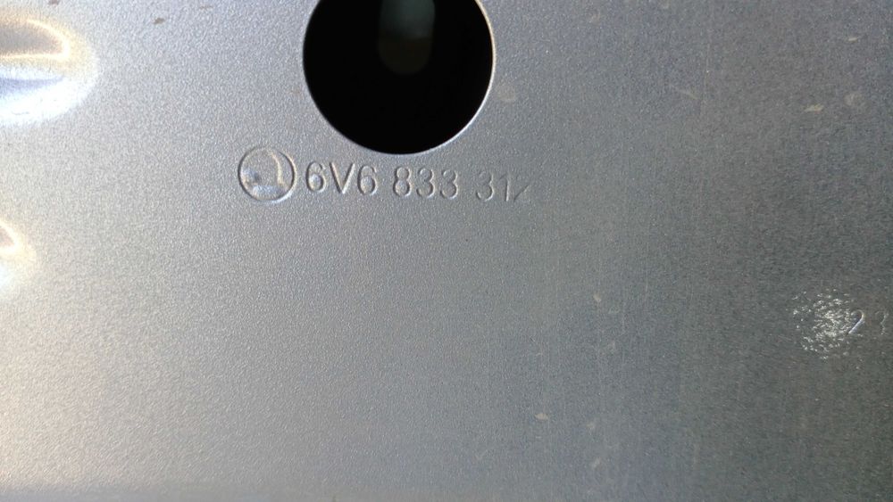 Дверь задняя правая Skoda Fabia 3 Шкода Фабия под ремонт