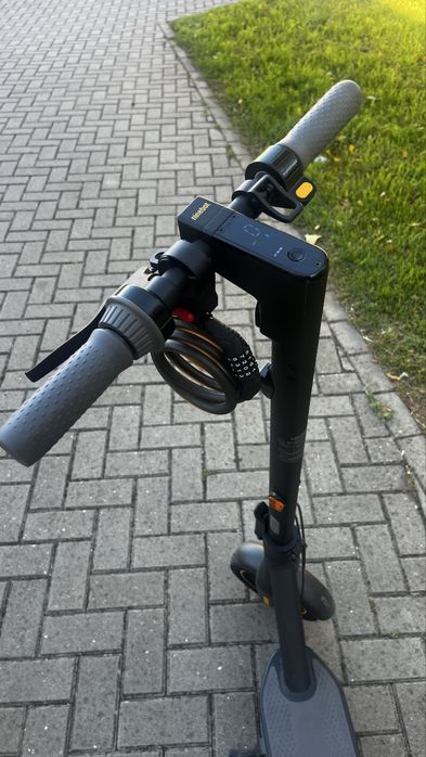 Ninebot KickScooter MAX G30 E II Powered by Segway