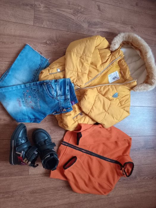 Курточка, одяг на дівчинку 116-122