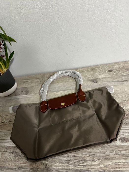 Longchamp Le Pliage: Chic & Functional!