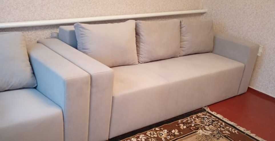 Диван раскладной и кресло