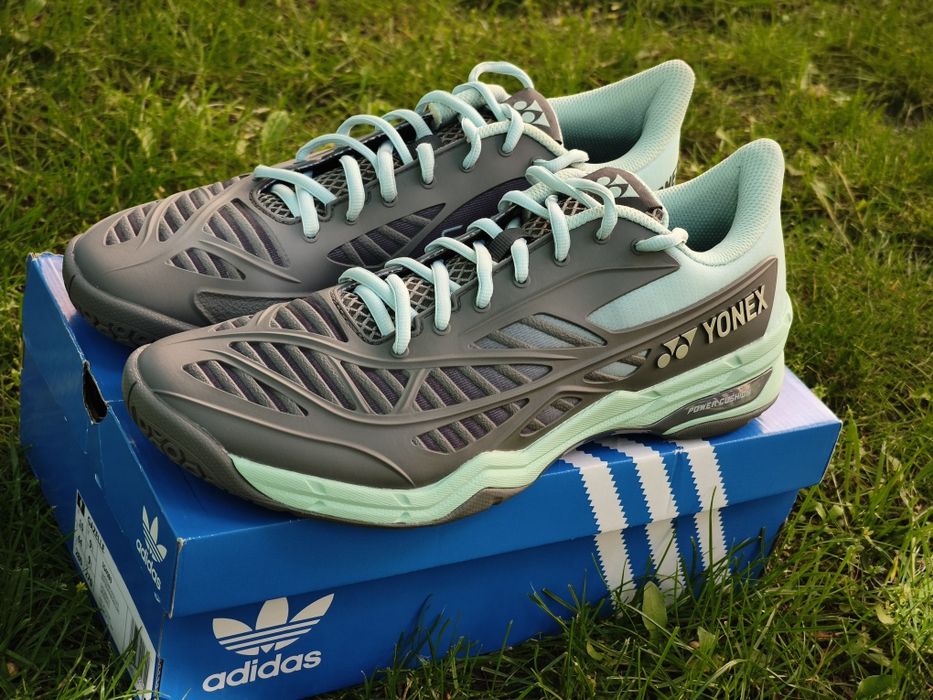 Nowe buty Yonex Cascade Drive rozm. 44 dł. 28 cm
