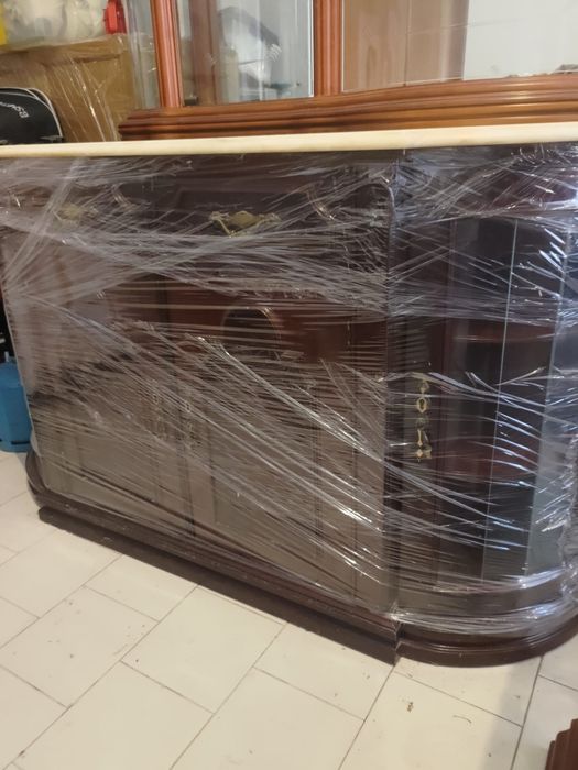 Móveis em cerejeira