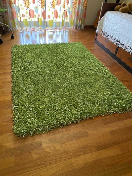Tapete pelo verde 135x185 cm