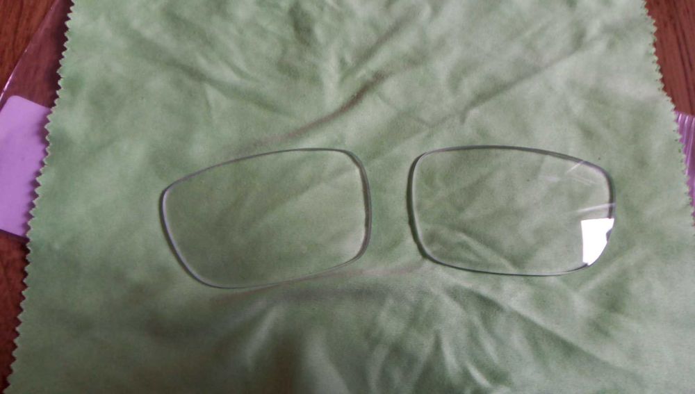 Soczewki sferyczne do dali -0,25 dla oprawek Vasco 3282 C6