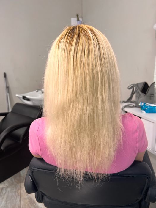 Нарощування волосся,зняття,загущення.