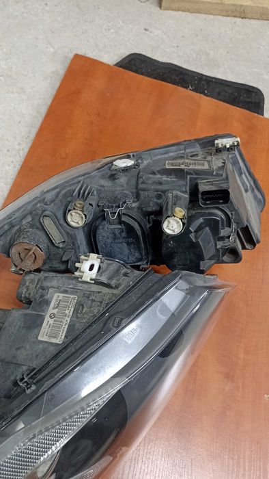 Lampy przednie do bmw e90 pre lci