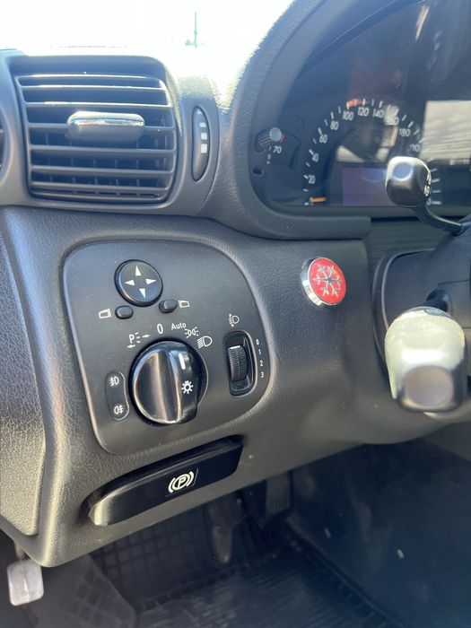 Mercedes Benz C180