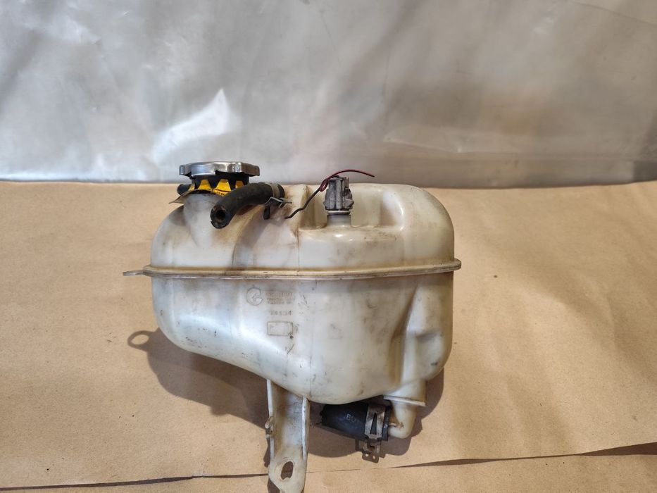 Розширітельний бачок Jeep Grand Cherokee  3.1 d . 1999-2005p