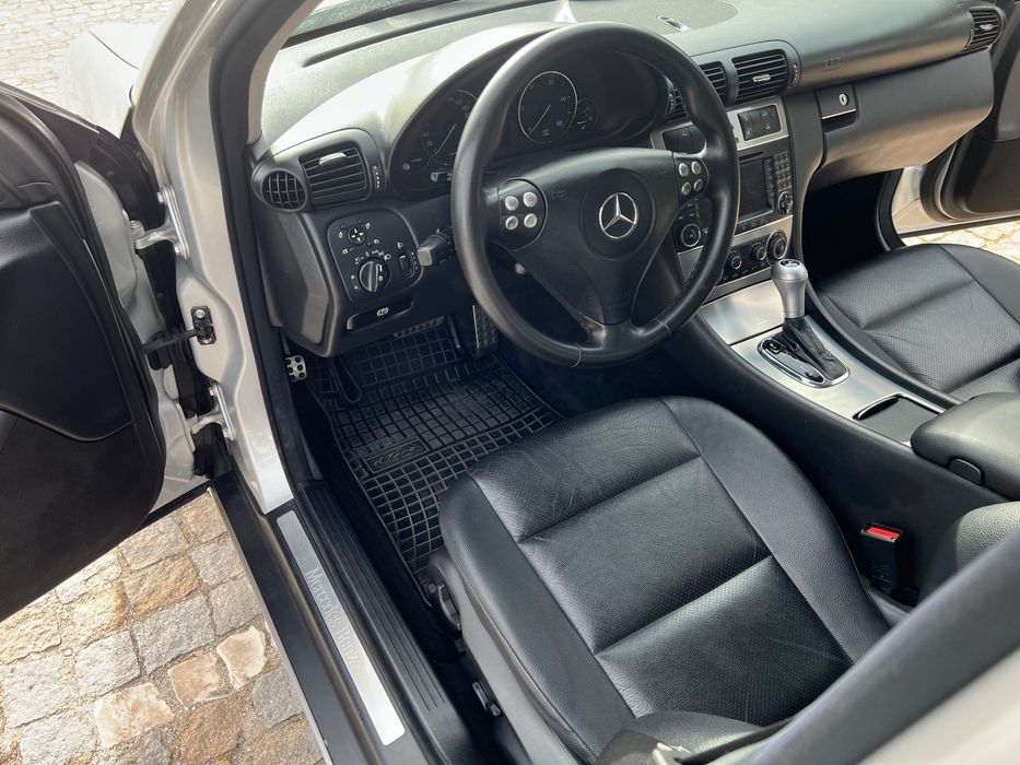 Mercedes-Benz C220 CDI W203