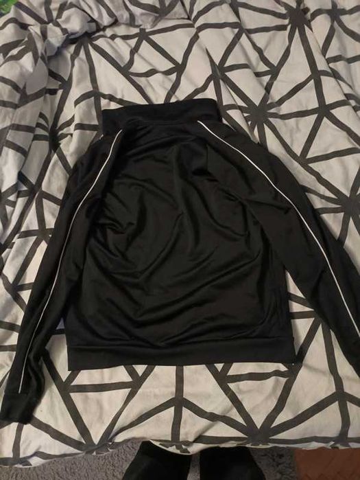 Dres Adidas na 3 paski lecą laski