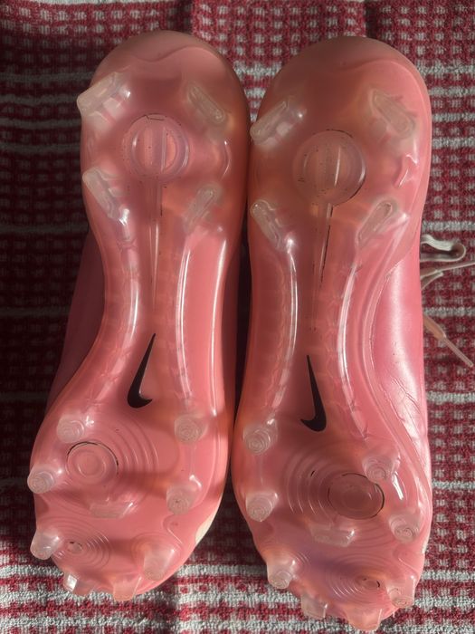 Chuteiras nike como novas