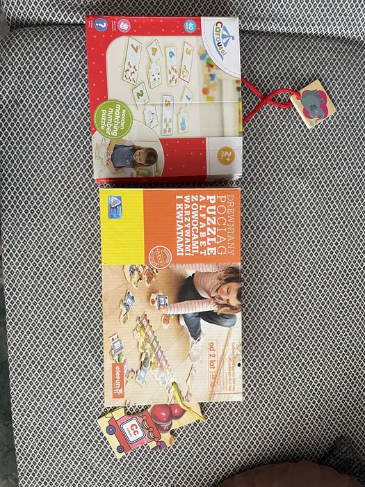 Puzzle układanka 2 sztuki Wwa