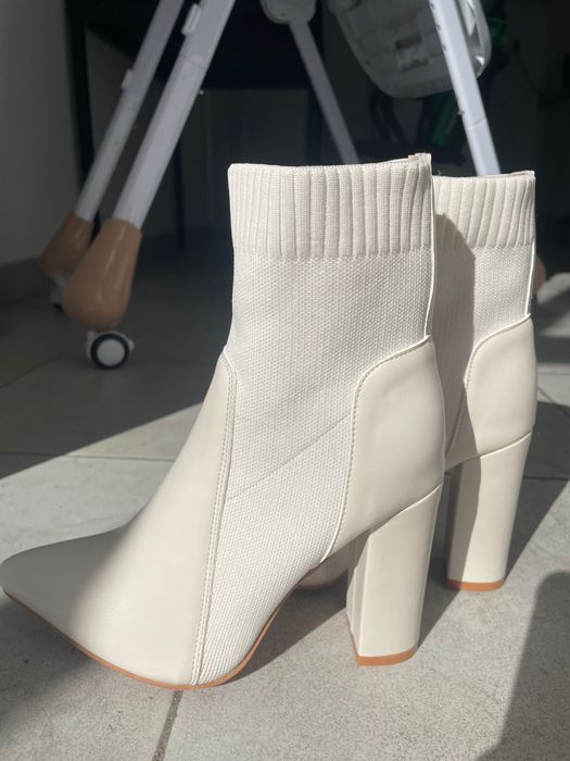 Beige Boots New size 39 (never used)
