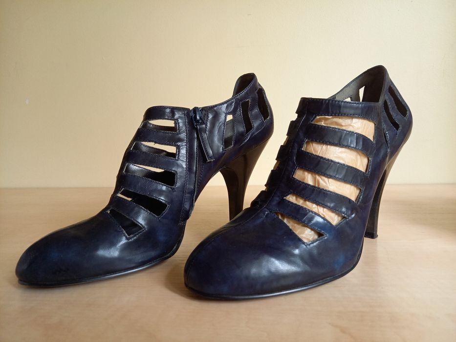 buty damskie NINE WEST stan BDB skóra naturalna - granatowe