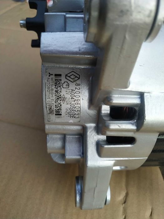 Генератор 8200960533, A004TJ0582ZE, 210A/ 12V