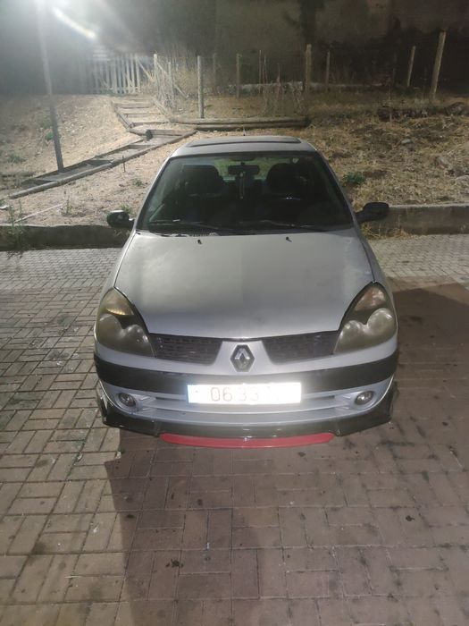 Renault Clio || 1.2 gasolina 16v 2002